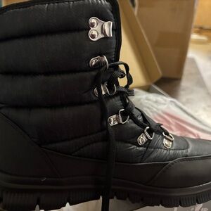 Women's Black Winter Boots